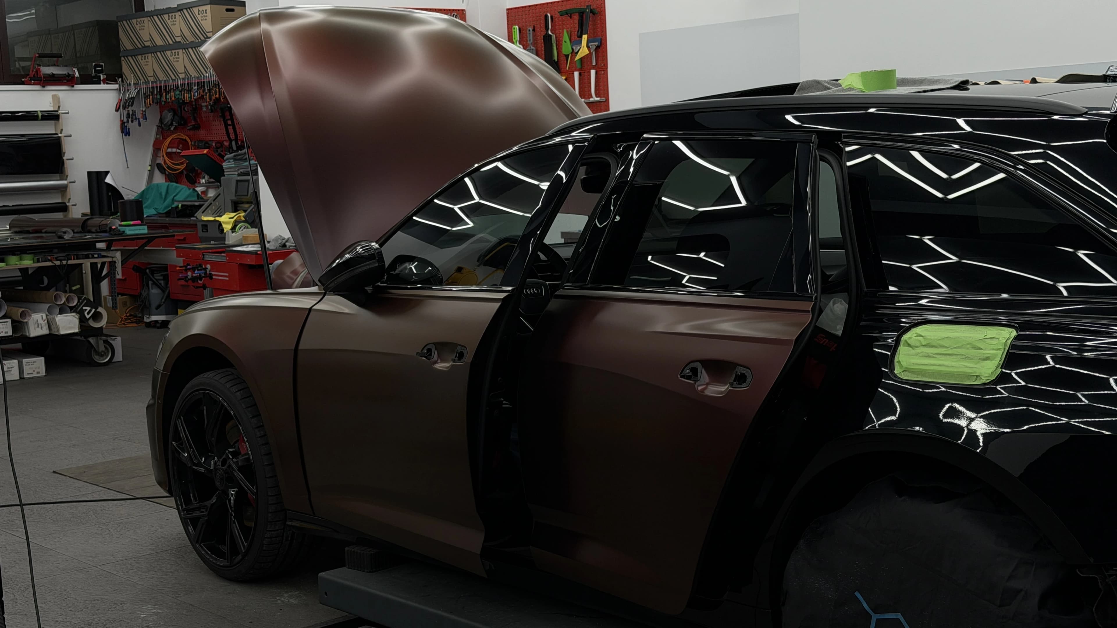 VINIL FOLIJA // KAROSERIJA