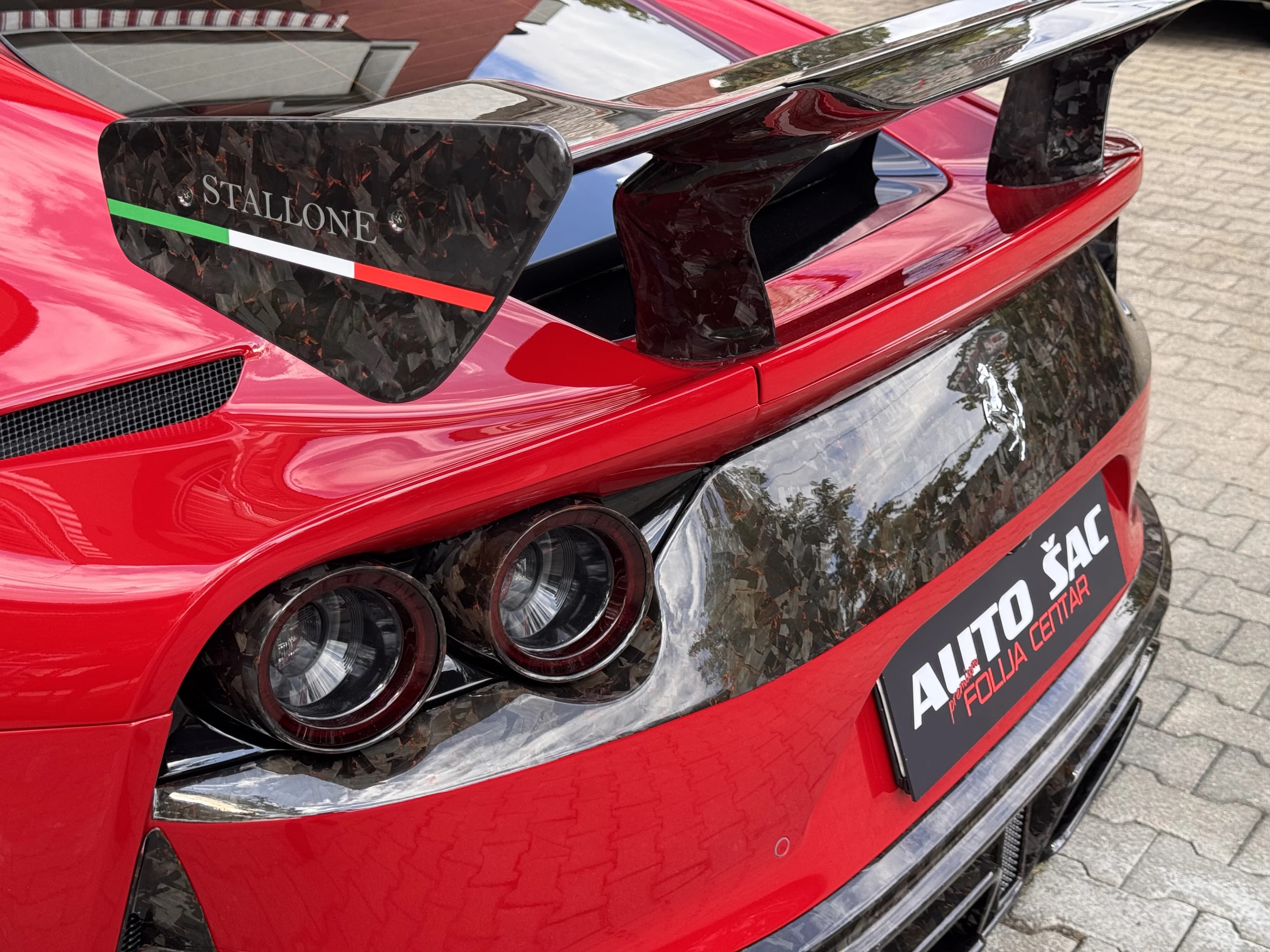 GRAFIČKI DIZAJN // LOGO